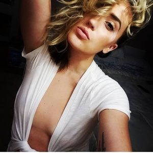 Meet your Posher, Nikki